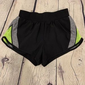Black Athletic Shorts with Pockets!